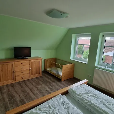 Holiday home Ferienhaus-sommerwind *